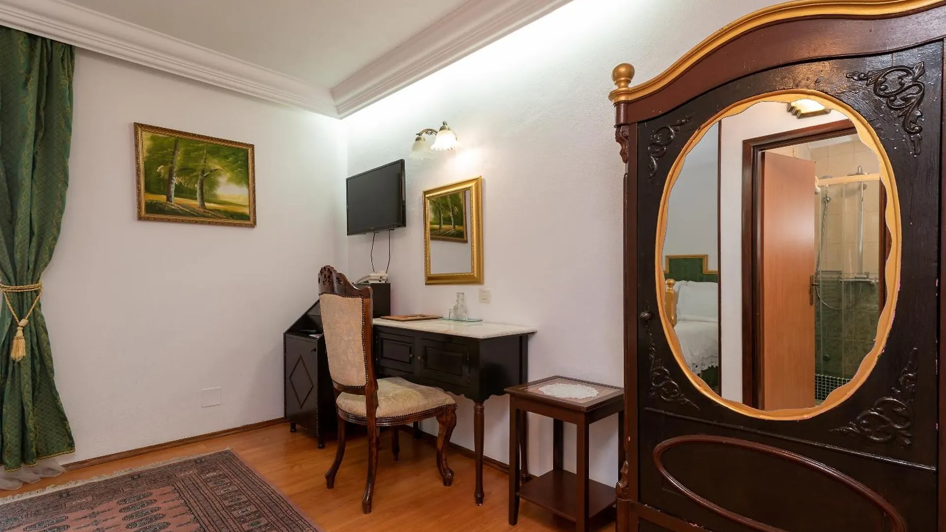 Heritage Hotel Pasike Трогир 4*,