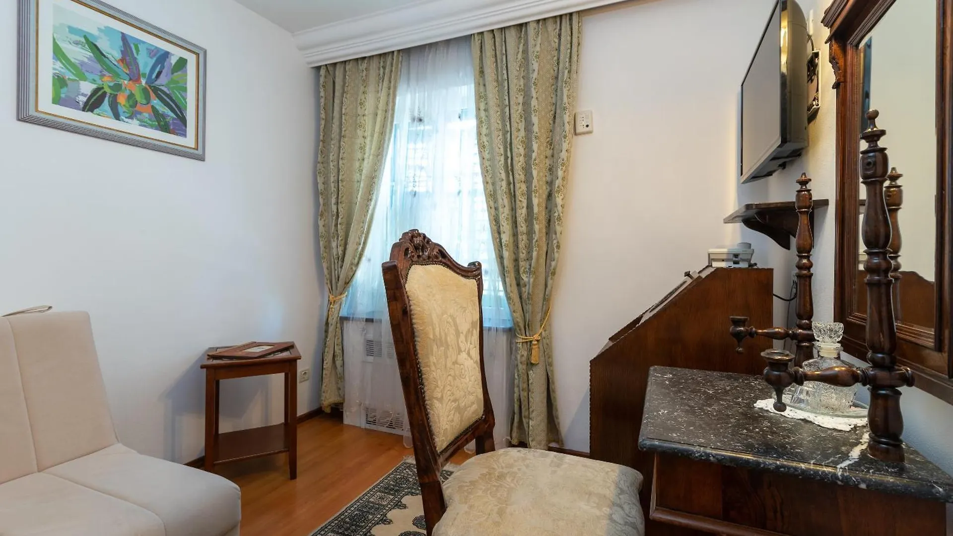 Heritage Hotel Pasike 特罗吉尔 4*,