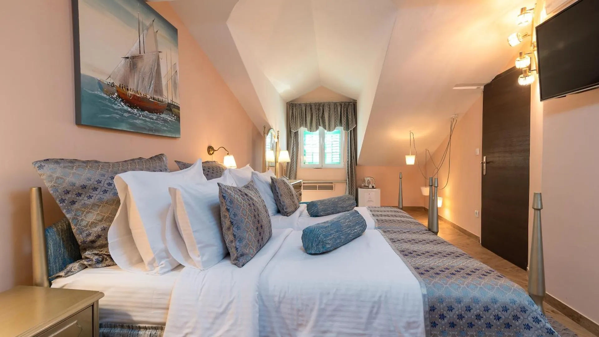 Heritage Hotel Pasike Trogir